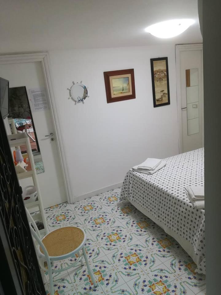 Villa Iscla Maison D'Hotes Искья Экстерьер фото